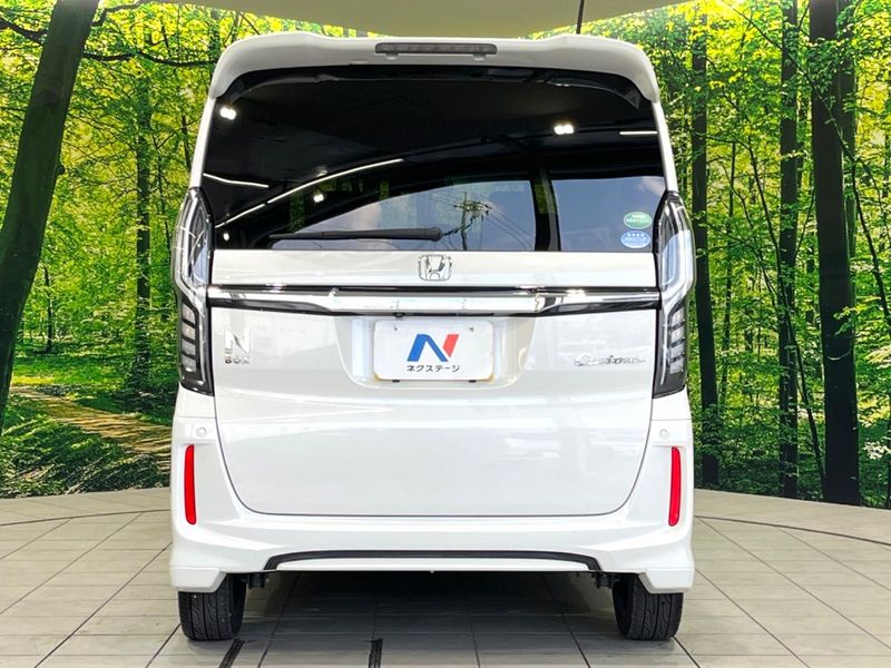 2019 Honda N-BOX CUSTOM DBA-JF3 (UW-6a8a646324598)[22]