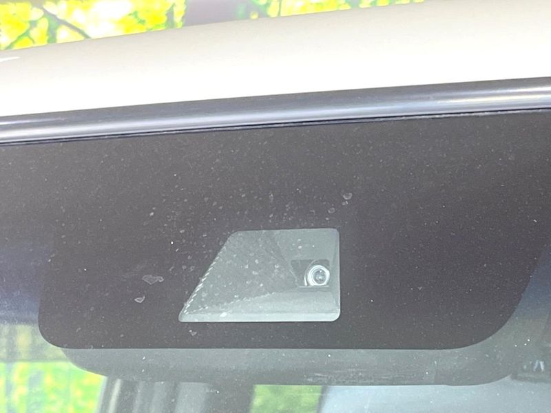 2019 Honda N-BOX CUSTOM DBA-JF3 (UW-6a8a646324598)[5]