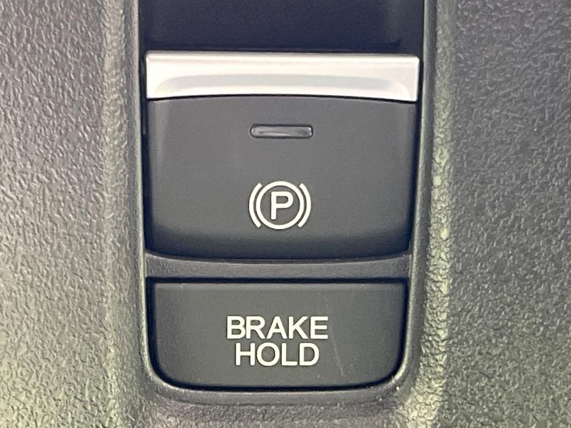 2023 Honda N-BOX CUSTOM 6BA-JF5 (UW-6a8a647571102)[14]