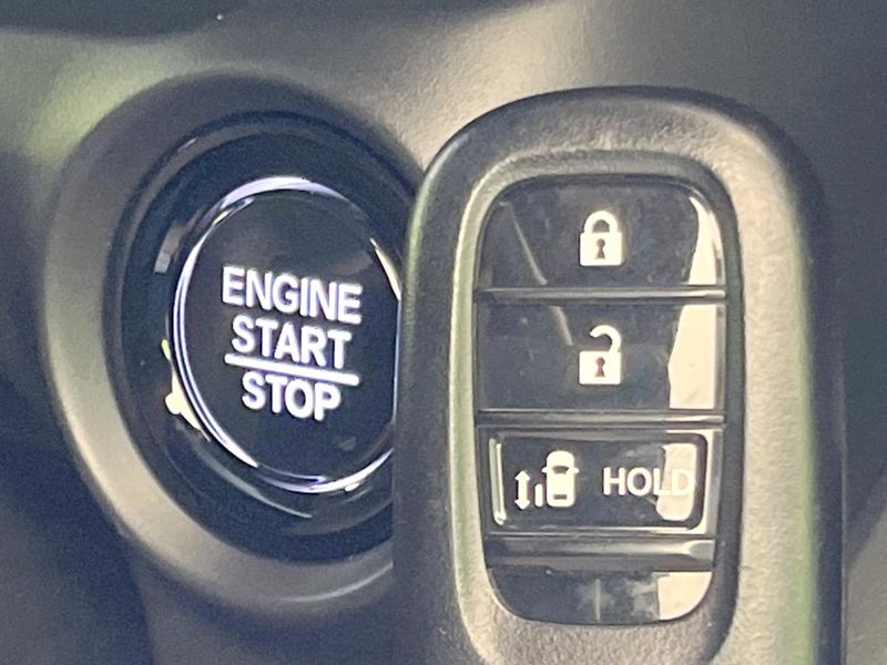 2023 Honda N-BOX CUSTOM 6BA-JF5 (UW-6a8a647571102)[11]