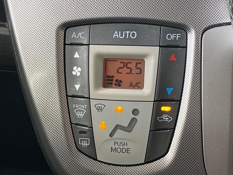2014 Daihatsu Move DBA-LA100S (UW-6a8a64be02444)[13]