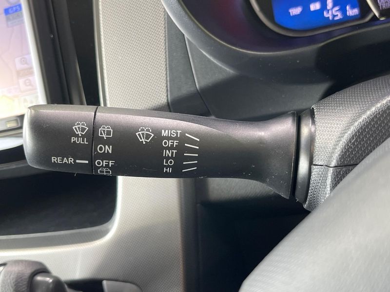 2014 Daihatsu Move DBA-LA100S (UW-6a8a64be02444)[17]