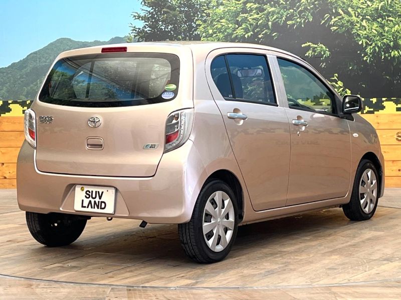 2013 Toyota Pixis Epoch DBA-LA300A (UW-6a8a64c9dd8f4)[5]
