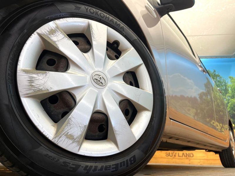 2013 Toyota Pixis Epoch DBA-LA300A (UW-6a8a64c9dd8f4)[12]