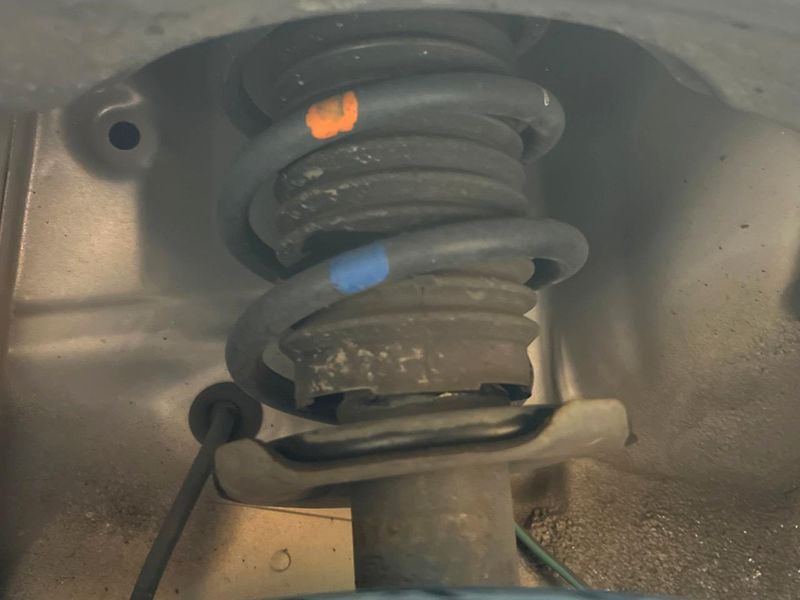 2013 Toyota Pixis Epoch DBA-LA300A (UW-6a8a64c9dd8f4)[16]