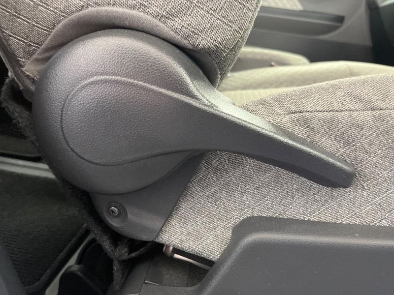 2019 Daihatsu Tanto 6BA-LA650S (UW-6a8a64df93457)[10]