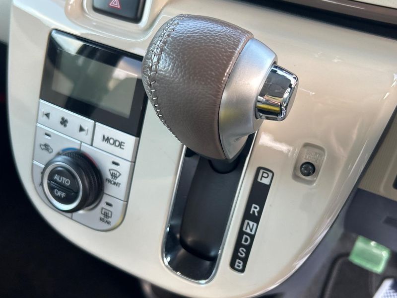 2019 Daihatsu Move Canbus 5BA-LA800S (UW-6a8a64f3d35e0)[18]