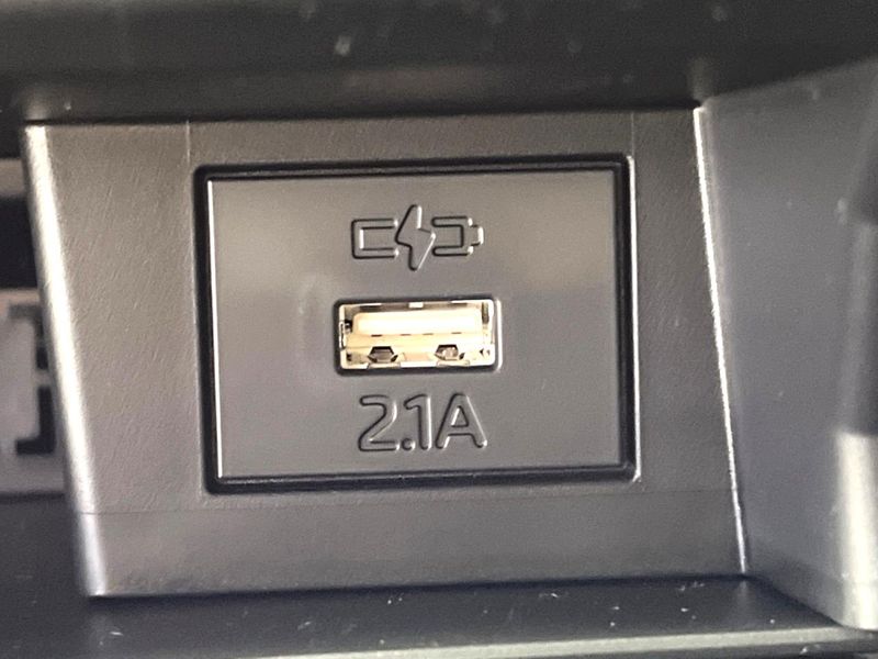 2025 Daihatsu Taft 5BA-LA900S (UW-6a8a6506a4d79)[24]