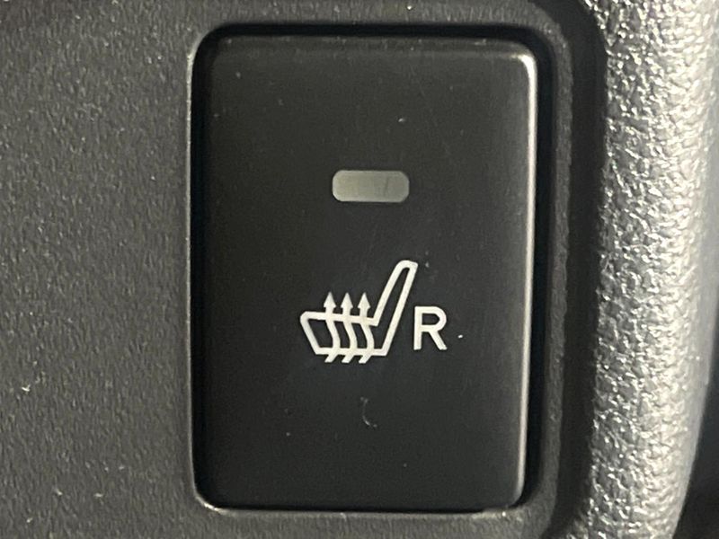 2019 Toyota Passo 5BA-M710A (UW-6a8a650d75410)[29]