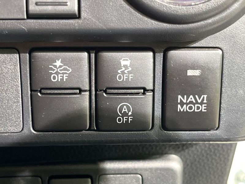 2020 Toyota Roomy 4BA-M900A (UW-6a8a6513a4a99)[20]