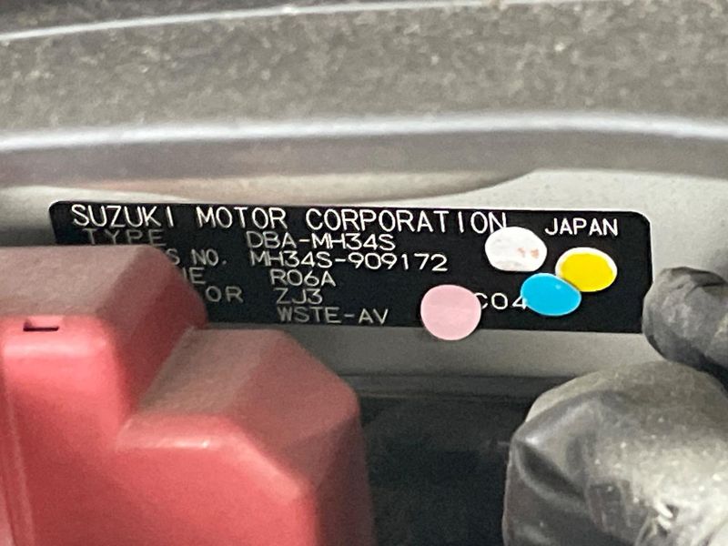 2013 Suzuki Wagon R Stingray DBA-MH34S (UW-6a8a653ce4f44)[1]