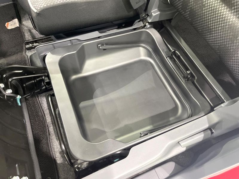 2019 Suzuki Hustler DAA-MR41S (UW-6a8a656faa530)[11]