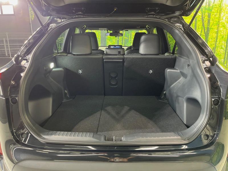 2024 Toyota Yaris Cross 6AA-MXPJ10 (UW-6a8a659e26f7a)[15]