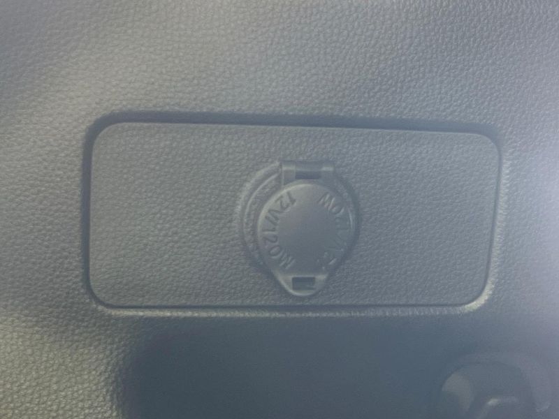 2024 Toyota Yaris Cross 6AA-MXPJ10 (UW-6a8a659e26f7a)[16]
