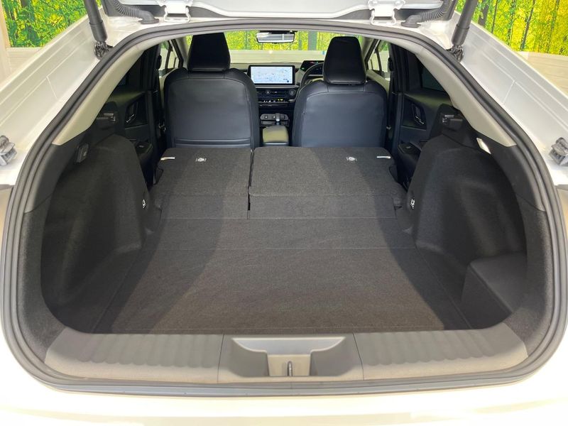 2024 Toyota Prius 6AA-MXWH60 (UW-6a8a65c8061b4)[15]