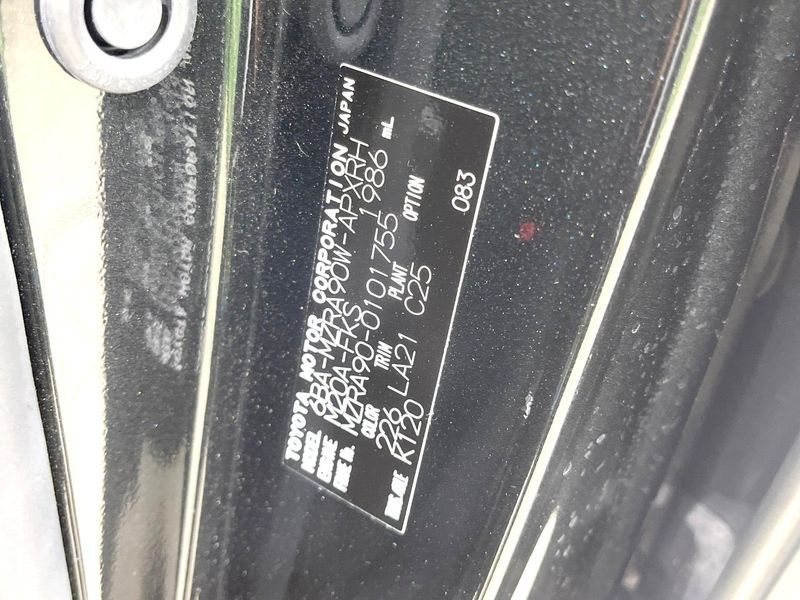 2024 Toyota Noah 6BA-MZRA90W (UW-6a8a65d592691)[1]