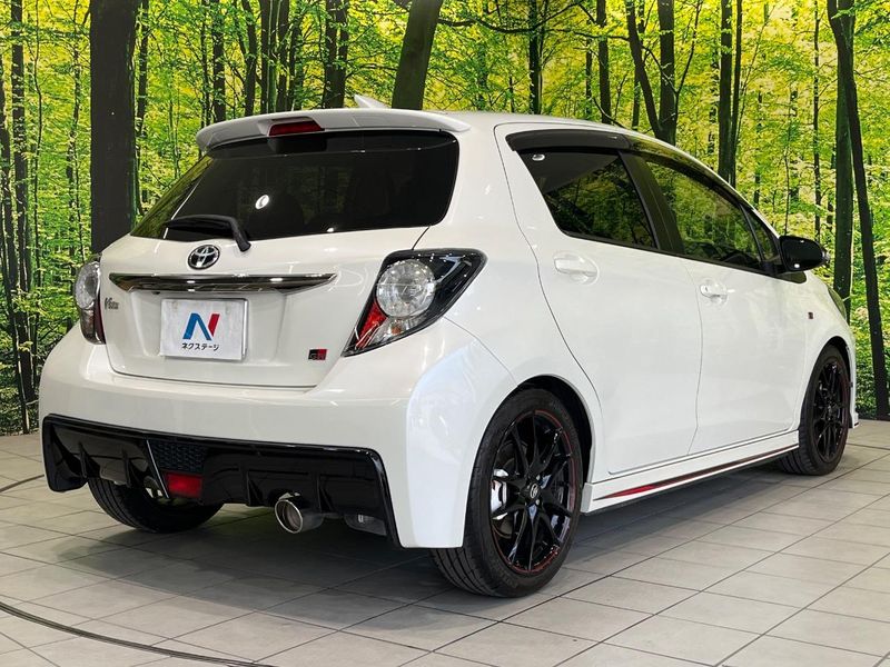 2017 Toyota Vitz DBA-NCP131 (UW-6a8a65d8ed25d)[17]