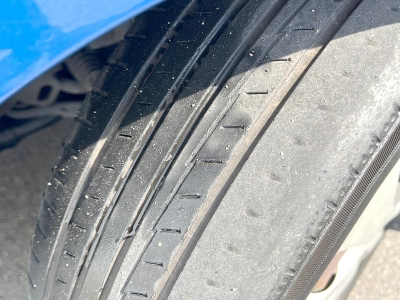 2013 Toyota Aqua DAA-NHP10 (UW-6a8a65e6dcc8e)[7]