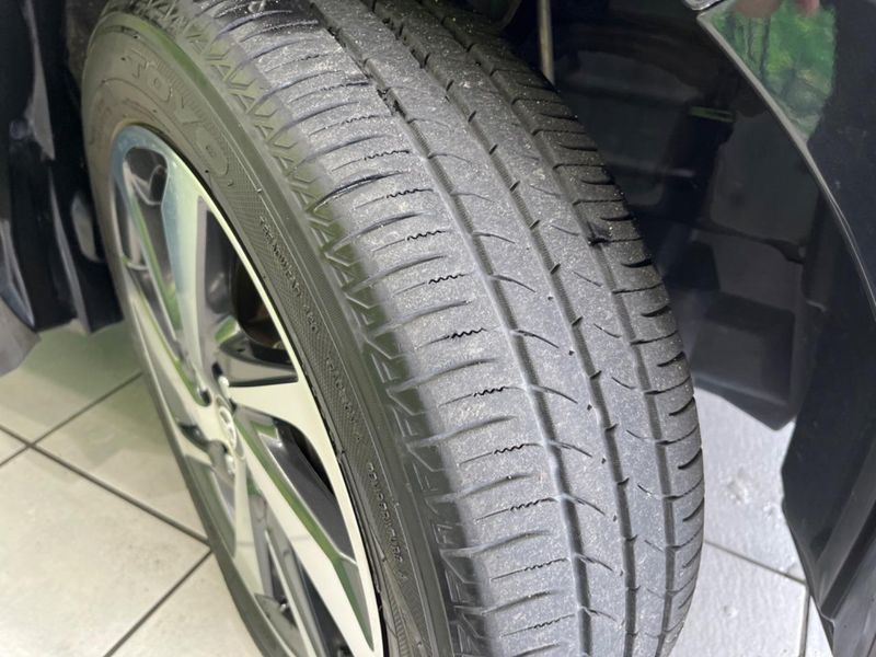 2015 Toyota Aqua DAA-NHP10 (UW-6a8a65e854f80)[7]
