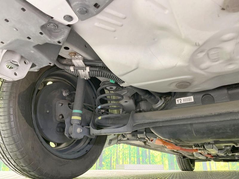 2018 Toyota Aqua DAA-NHP10 (UW-6a8a65ee7ee98)[22]