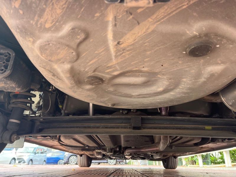 2016 Toyota Sienta DBA-NSP170G (UW-6a8a65f853055)[18]