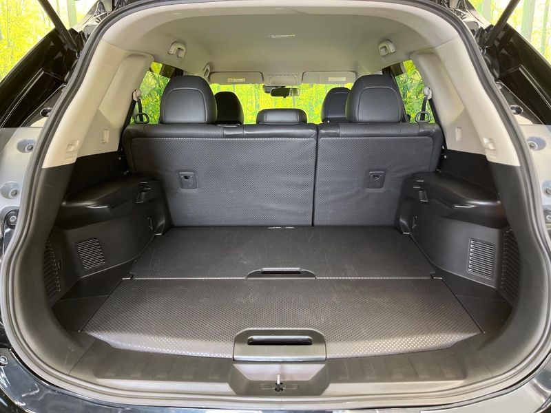 2017 Nissan X-Trail DBA-NT32 (UW-6a8a65ffe5624)[26]
