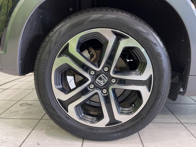 2017 Honda Vezel DAA-RU3 (UW-6a8a661917baa)[16]