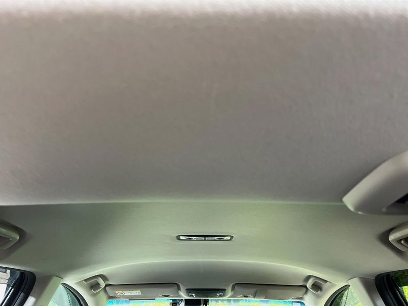 2017 Honda Vezel DAA-RU3 (UW-6a8a661917baa)[15]