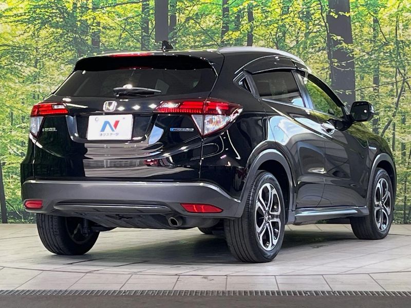 2017 Honda Vezel DAA-RU3 (UW-6a8a661917baa)[8]