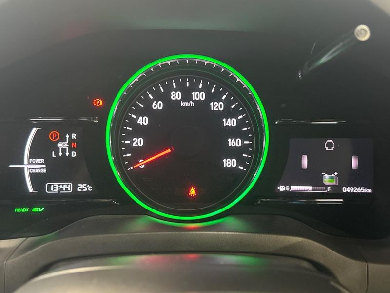 2018 Honda Vezel DAA-RU3 (UW-6a8a66199859d)[4]