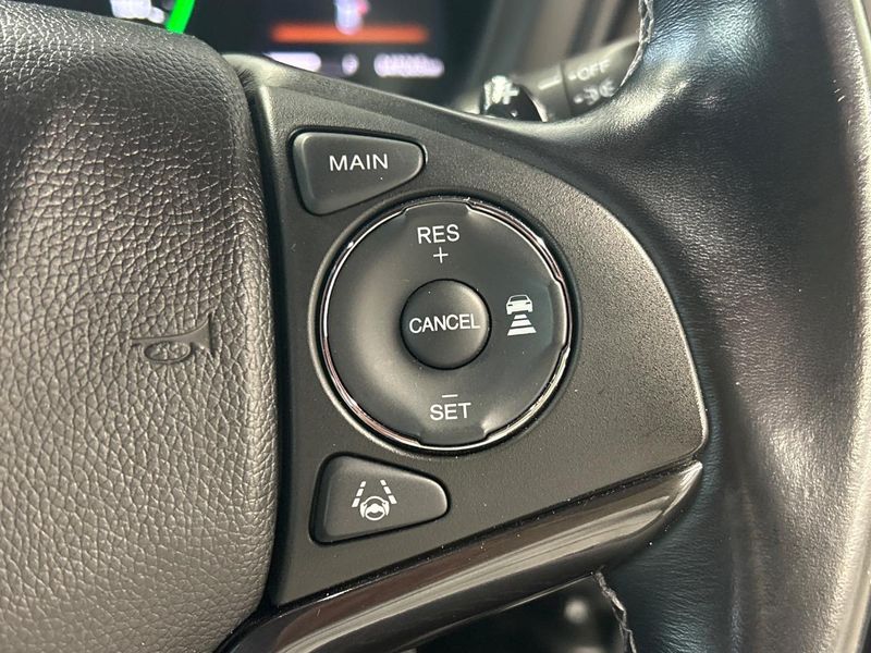 2018 Honda Vezel DAA-RU3 (UW-6a8a66199859d)[16]