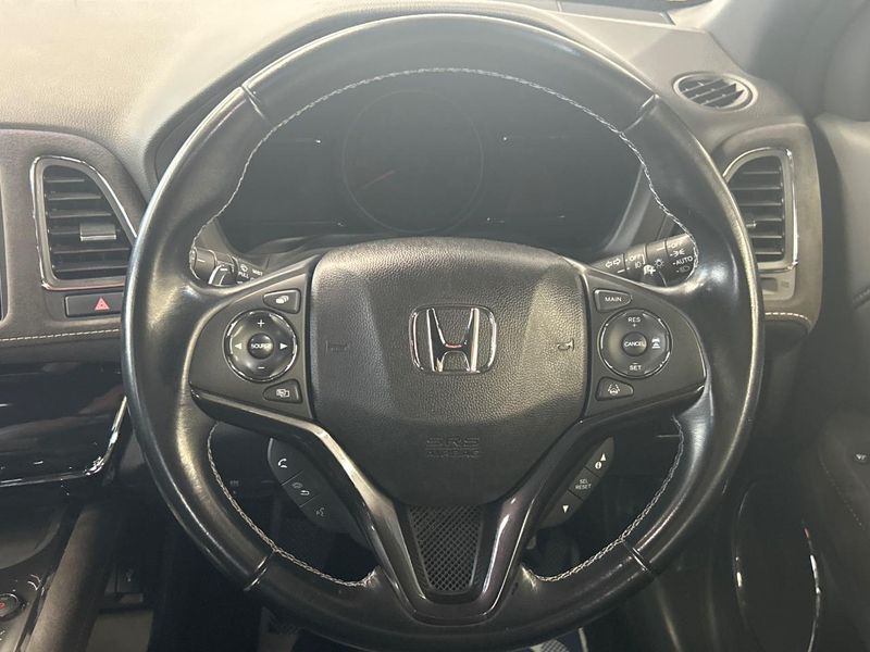 2018 Honda Vezel DAA-RU3 (UW-6a8a66199859d)[23]