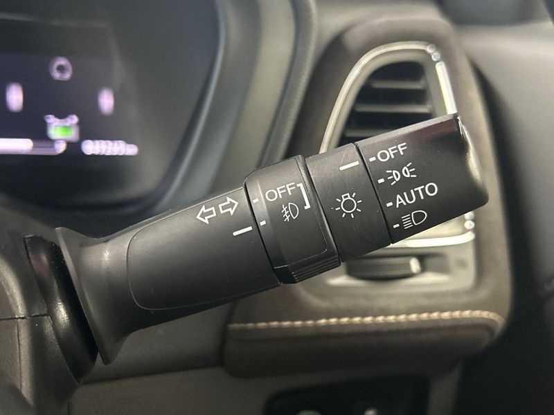2018 Honda Vezel DAA-RU3 (UW-6a8a66199859d)[10]