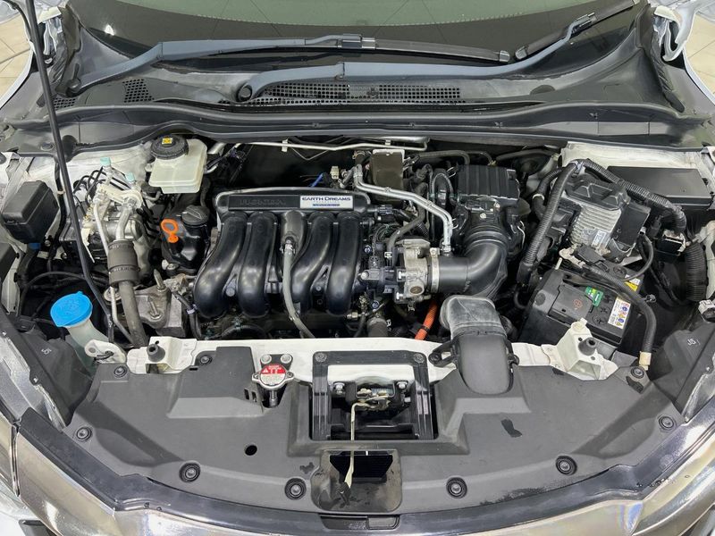 2018 Honda Vezel DAA-RU3 (UW-6a8a6619b8415)[4]