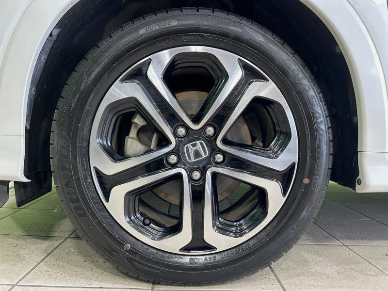 2018 Honda Vezel DAA-RU3 (UW-6a8a6619b8415)[23]