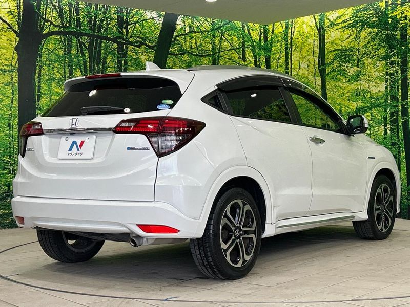 2018 Honda Vezel DAA-RU3 (UW-6a8a6619b8415)[15]