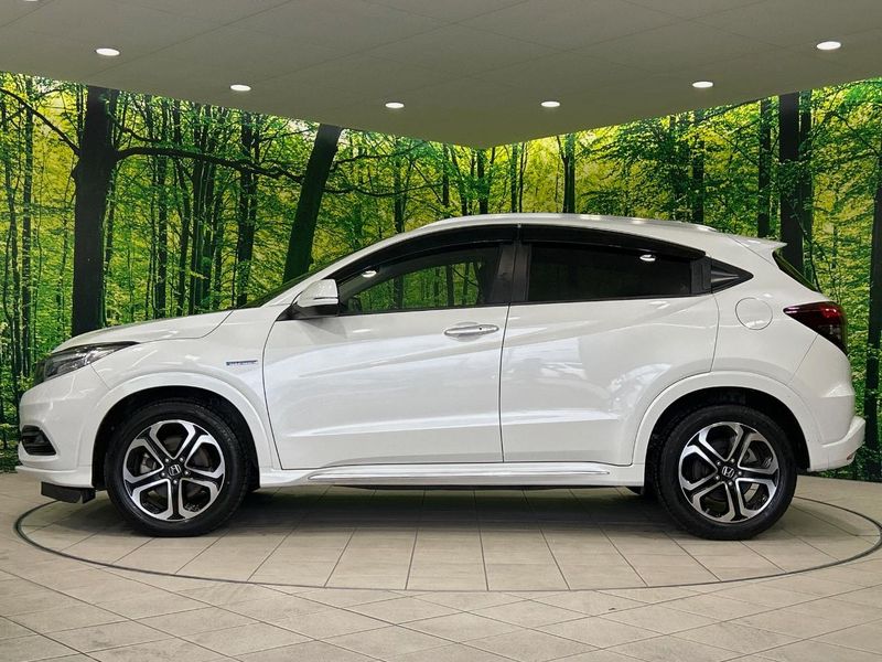 2018 Honda Vezel DAA-RU3 (UW-6a8a6619b8415)[12]