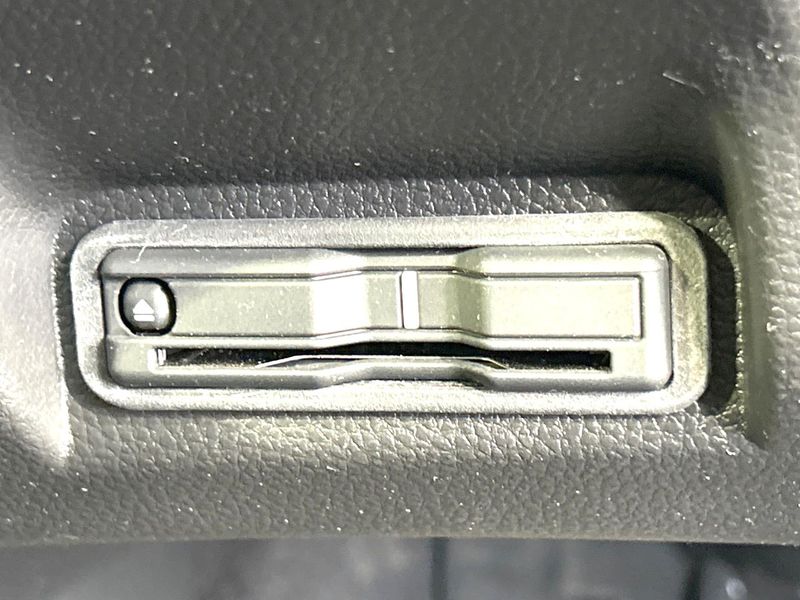 2021 Honda Vezel 6AA-RV5 (UW-6a8a661cce7c4)[23]