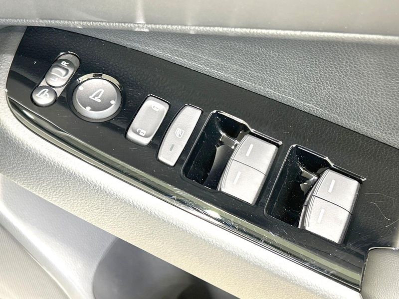 2021 Honda Vezel 6AA-RV5 (UW-6a8a661cce7c4)[20]