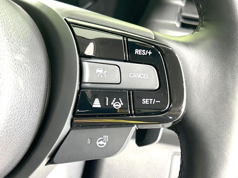 2021 Honda Vezel 6AA-RV5 (UW-6a8a661cce7c4)[25]
