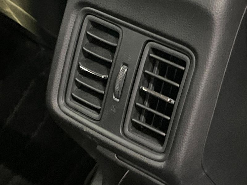 2021 Honda Vezel 6AA-RV5 (UW-6a8a661d518ad)[19]