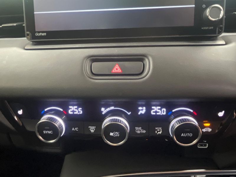 2021 Honda Vezel 6AA-RV5 (UW-6a8a661d518ad)[28]