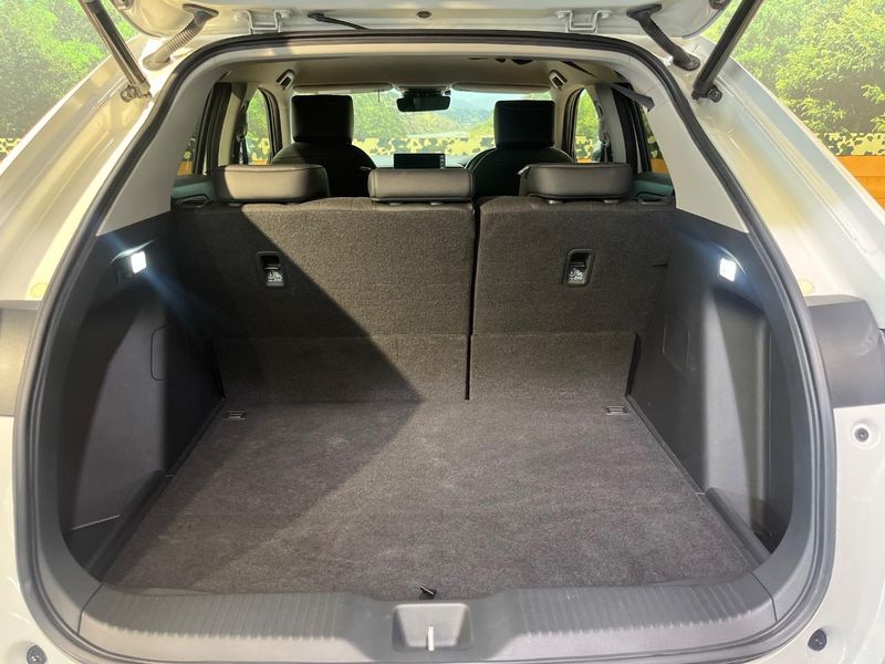 2021 Honda Vezel 6AA-RV5 (UW-6a8a661d518ad)[14]