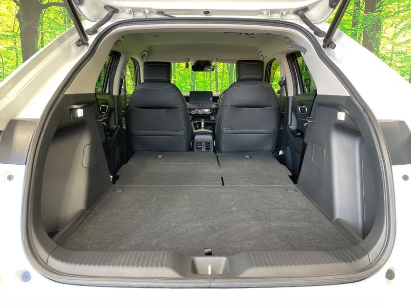 2021 Honda Vezel 6AA-RV5 (UW-6a8a661eeed13)[10]