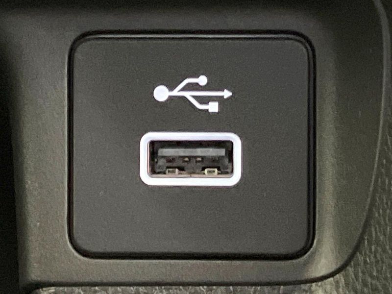 2024 Honda Vezel 6AA-RV5 (UW-6a8a662435ee7)[22]