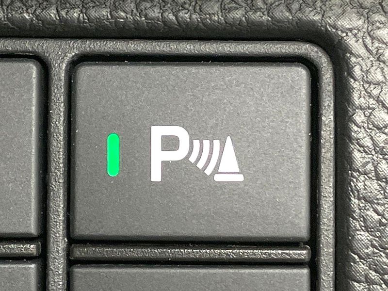 2024 Honda Vezel 6AA-RV5 (UW-6a8a662435ee7)[14]
