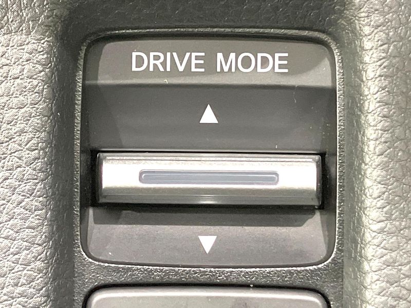 2024 Honda Vezel 6AA-RV5 (UW-6a8a662435ee7)[26]