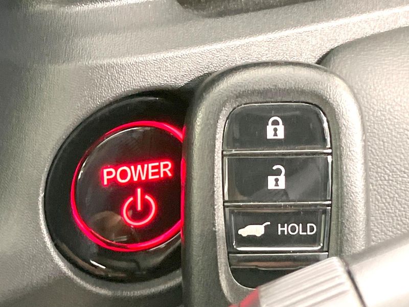 2024 Honda Vezel 6AA-RV5 (UW-6a8a662435ee7)[20]