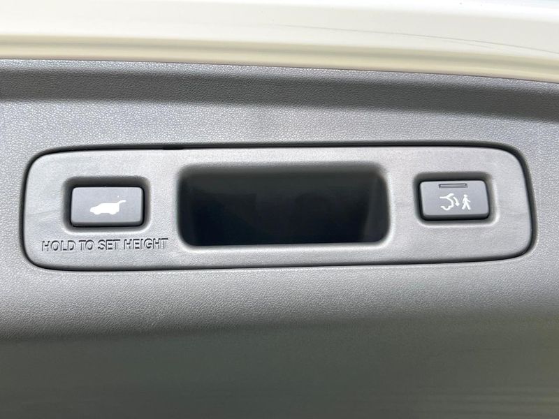 2023 Honda ZR-V 6AA-RZ6 (UW-6a8a662e6fb2f)[22]