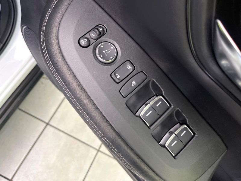 2023 Honda ZR-V 6AA-RZ6 (UW-6a8a662e6fb2f)[27]